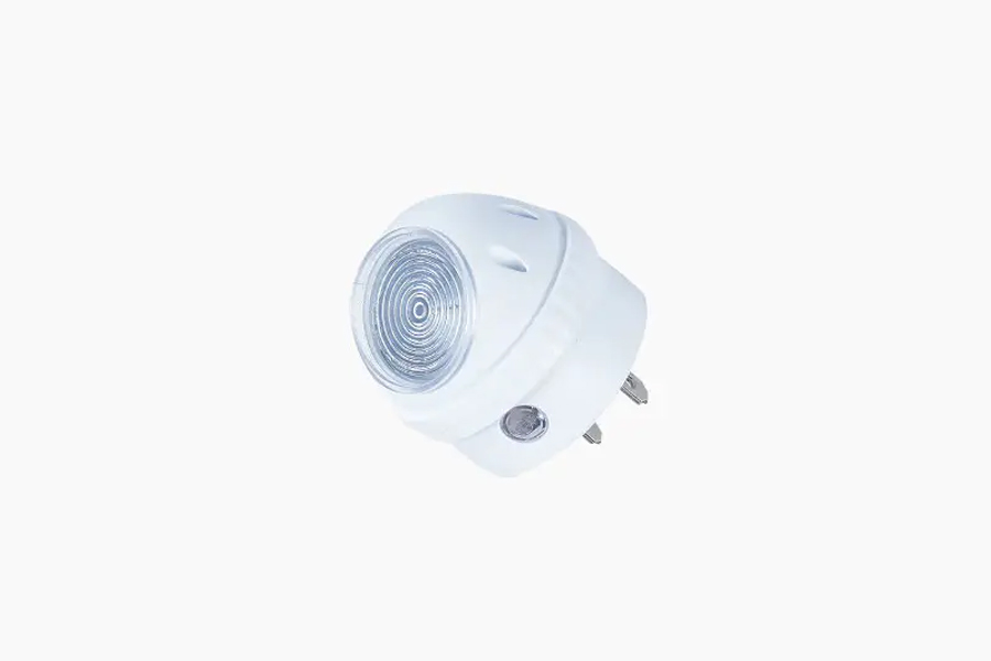 How Do Plug-In Manual Night Lights Enhance Safety and Visibility in Dark Spaces?