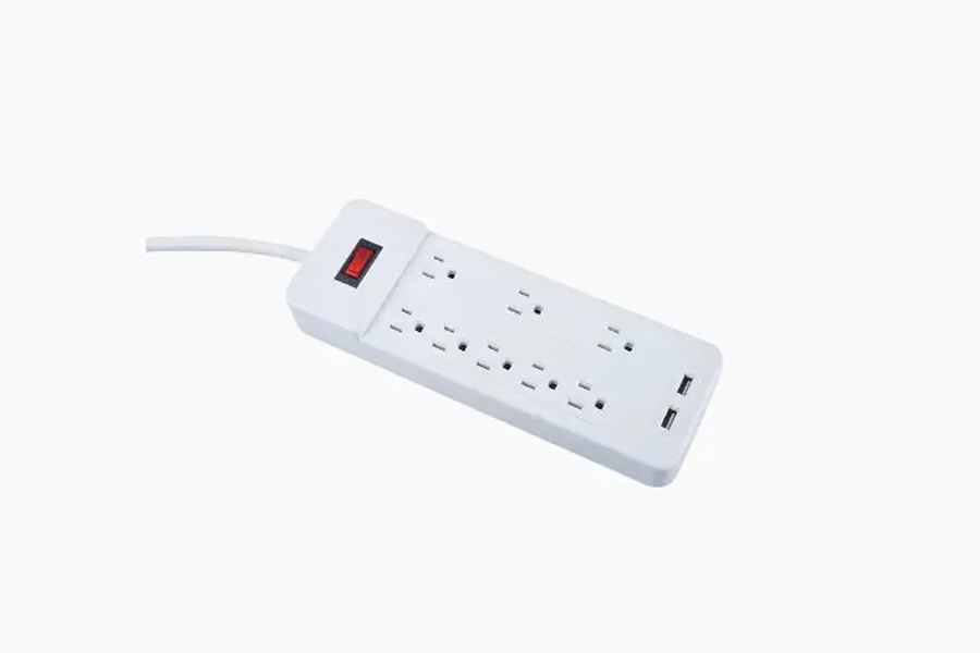 What factors need to be considered when purchasing wide space outlet Power Strip？