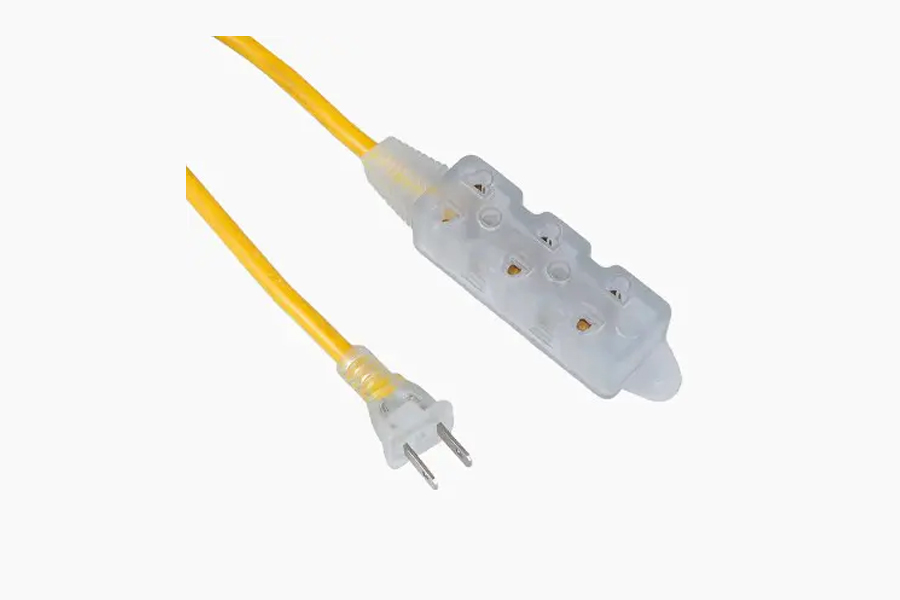 What are the advantages of Indoor Extension Cord With Light American Plug?