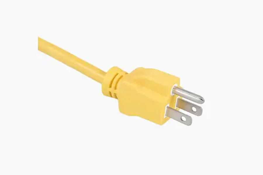 What are the advantages of 2-Ppole 2-wire plug?