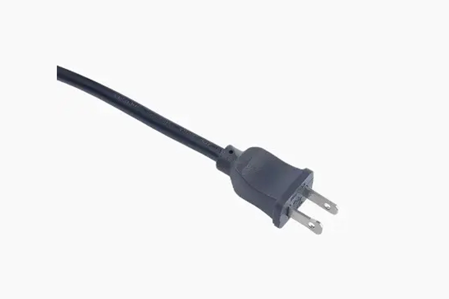 What is the development history of 2-Ppole 2-wire plug?